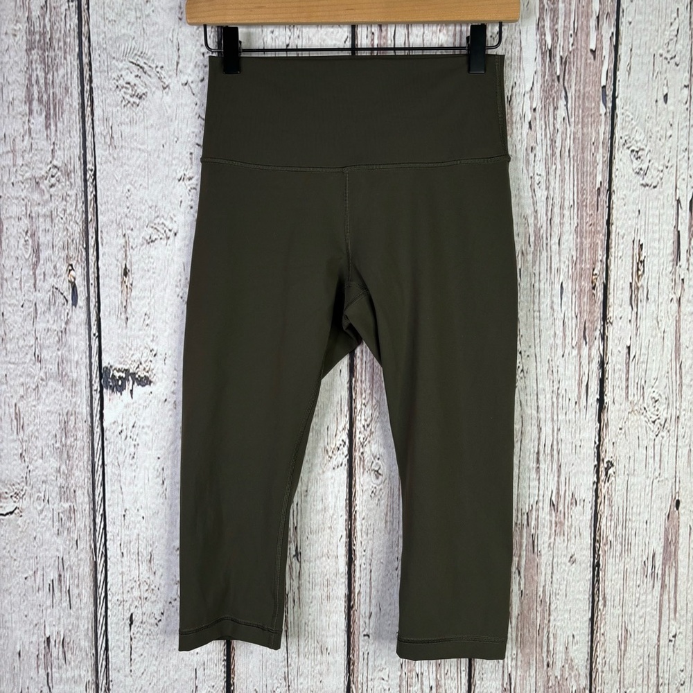 Lululemon Wunder Under Hi-Rise 1/2 Tight *Full-On Luxtreme 17”Dark Olive Green 6
